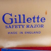 Самобръсначка GILLETTE SAFETY RAZOR Made IN ENGLAND От-60 години По Случай Коронясването на Кралица , снимка 3 - Антикварни и старинни предмети - 41659929