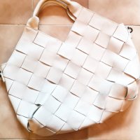 Дамска чанта стил Bottega Veneta плетена, снимка 1 - Чанти - 41404546