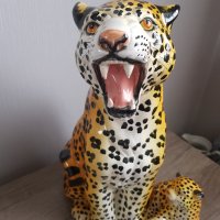 Красив голям порцеланов леопард с малкото си, снимка 1 - Антикварни и старинни предмети - 35927040