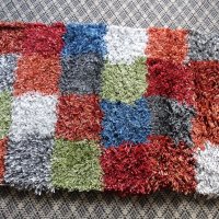 Малък шарен килим, снимка 1 - Килими - 40693937