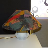 Стара АРТ нощна лампа с порцеланова основа, снимка 1 - Настолни лампи - 41593031