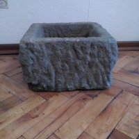 Старо каменно корито, ръчно изсечено от възрожденски майстор каменар през турско., снимка 2 - Антикварни и старинни предмети - 38890282