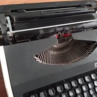 Пишеща машина Хеброс 1300 Ф, снимка 6 - Антикварни и старинни предмети - 44277569
