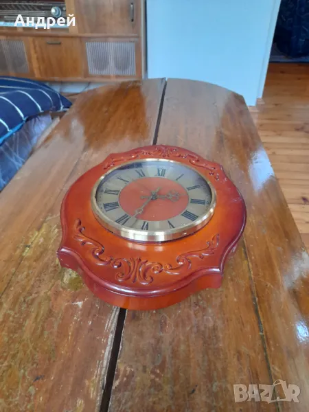 Стар стенен часовник Vesna, снимка 1