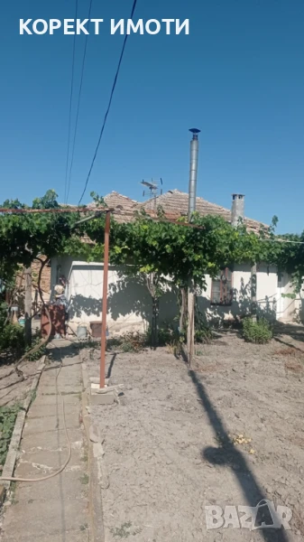 ПРОДАВА ТУХЛЕНА КЪЩА в село Новосел, снимка 1