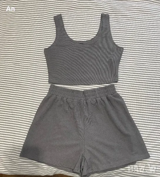 Спортен екип от две части, снимка 1