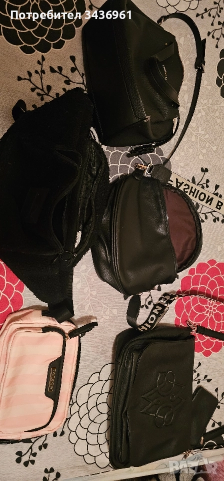 Продавам чантите от снимката , снимка 1