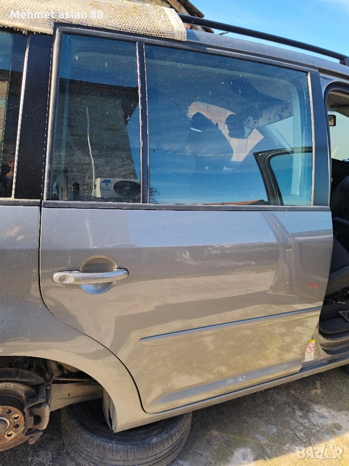 ЗАДНА ДЯСНА ВРАТА VW TOURAN 2007 , снимка 1