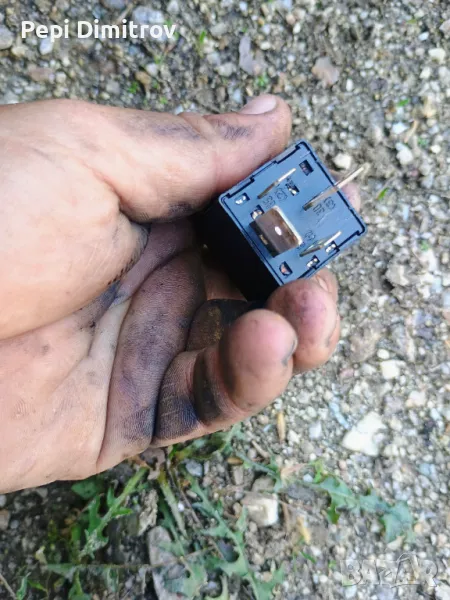 ВЕНТИЛАТОРНО РЕЛЕ ALFA ROMEO FIAT 46520419, снимка 1