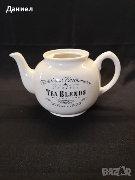 Порцеланов чайник, снимка 1