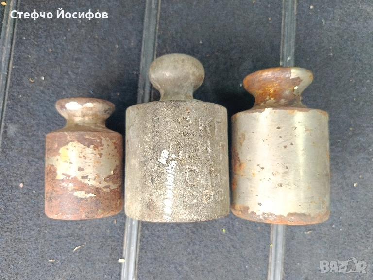 Стари тежести за кантар , снимка 1