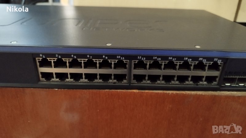 Суич 24-портов превключвател Juniper Networks EX2200 ex 2200-24T- 4G, снимка 1