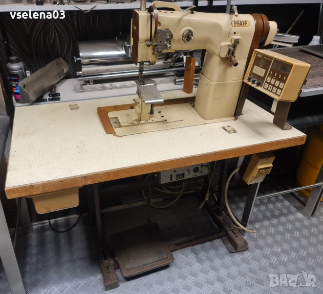 Pfaff шевна машина с двоен транспорт, снимка 1