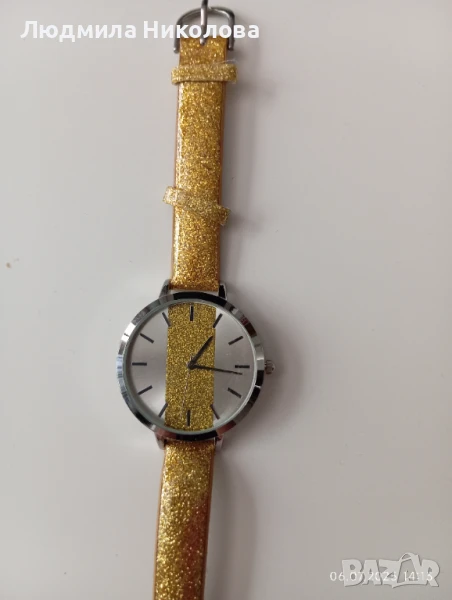 Дамски часовник Avon, снимка 1