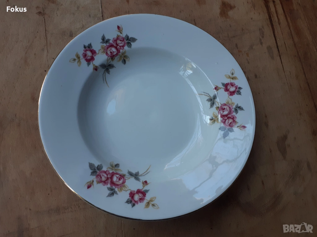 Български порцелан чиния, снимка 1