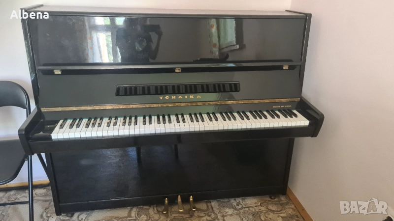 Продавам Пиано "Чайка", снимка 1