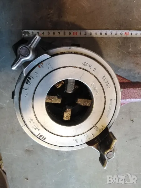 плашка за резби водопроводни, снимка 1