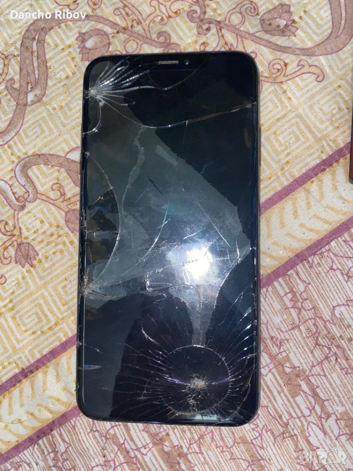Продавам iPhone XS Max за части , снимка 1