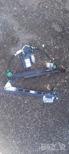 Стъклоповдигач Audi A4 Cabrio, снимка 1