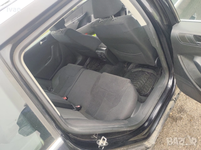 Passat B6 2.0 140 Commonrail На части , снимка 4 - Автомобили и джипове - 53461419