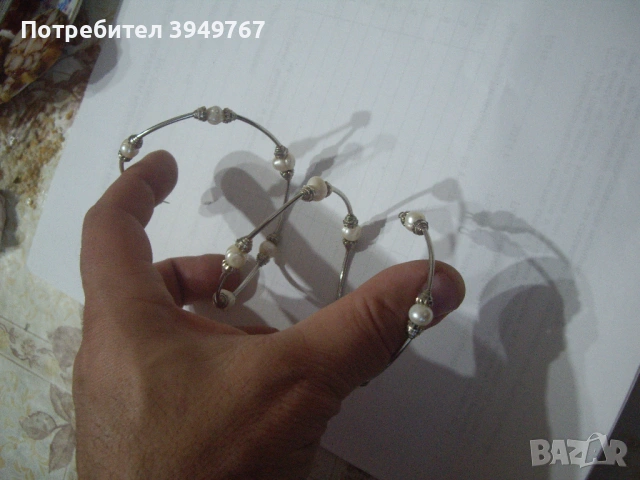 Дамска интересна разтегателна гривна., снимка 2 - Гривни - 53419720