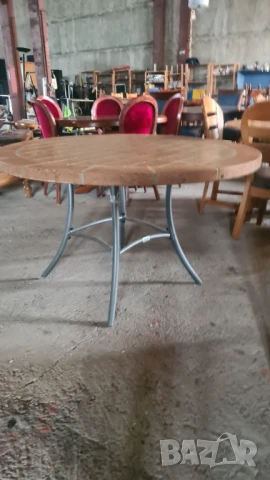 каменна маса с метални крачета , снимка 3 - Маси - 50682104