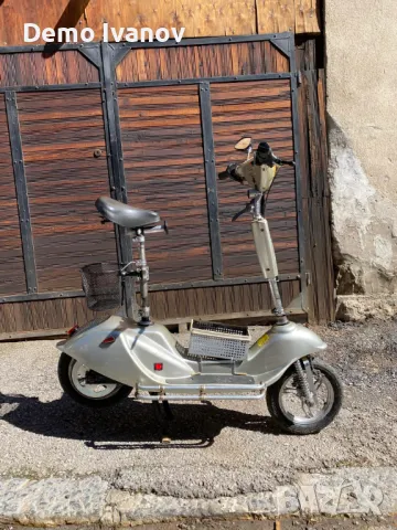 Сгъваем електрически скутер, снимка 3 - Мотоциклети и мототехника - 41873976