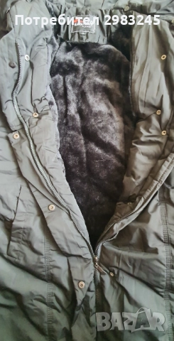 Дамско дълго черно яке , снимка 4 - Якета - 52671375