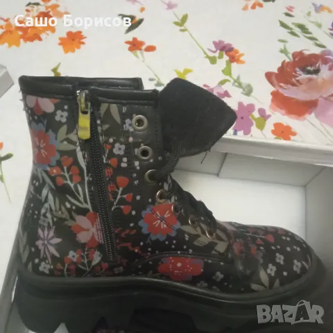 Много запазени обувки за момиче , снимка 2 - Детски обувки - 49439179