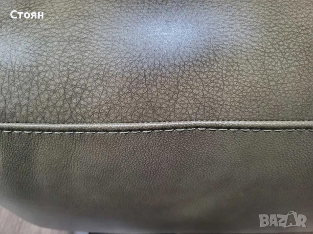 Голяма бежова кожена табуретка, снимка 6 - Дивани и мека мебел - 44606008