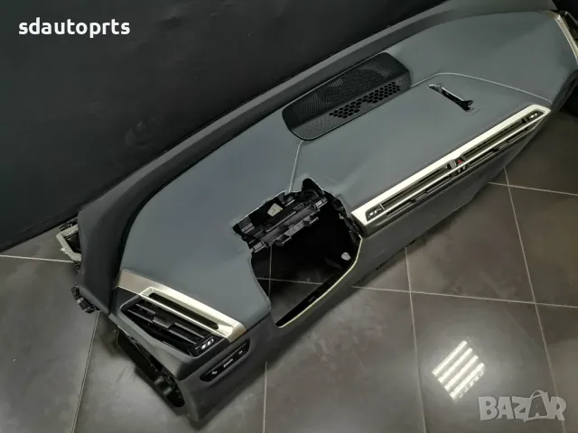 НОВО Сиво Арматурно Табло BMW IX I20 Кожа БМВ ИХ И20, снимка 4 - Части - 49098146