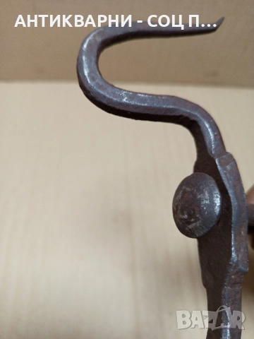 Стар Масивен Ръчно Кован Ченгел За Дране На Животни. , снимка 6 - Антикварни и старинни предмети - 52566501