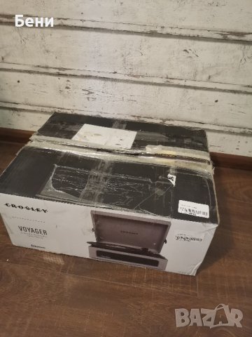 Продавам грамофон Crosley  с говорители и Bluetooth , снимка 4 - Грамофони - 39061338