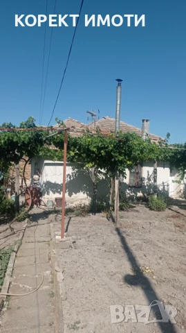 ПРОДАВА ТУХЛЕНА КЪЩА в село Новосел