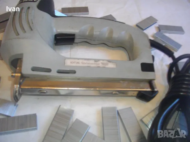 Голям Немски 15-32мм Комбиниран Електрически Дърводелски Тапицерски ТАКЕР Top Craft ЗАБЕЛЕЖКА , снимка 8 - Други инструменти - 47458046