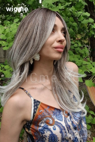 Дълга сребристо руса чуплива перука Силвър, снимка 10 - Аксесоари за коса - 51443561