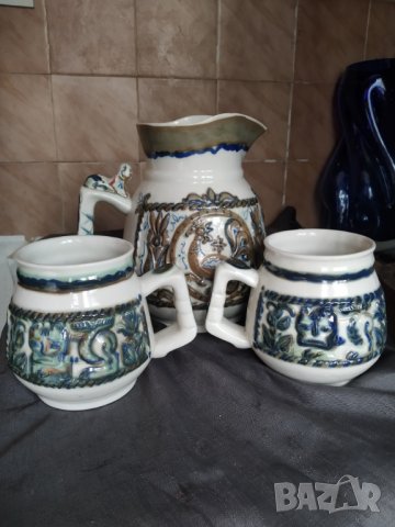 стар керамичен сервиз за вино