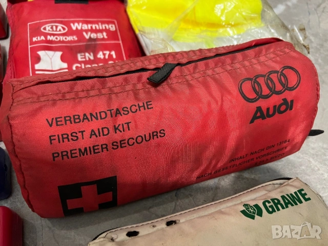 АВТО аптечки и триъгълници - AUDI , BMW , HONDA , RENAULT , SAAB, снимка 10 - Аксесоари и консумативи - 53727149