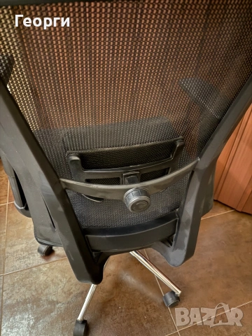 Ергономичен офис стол, снимка 3 - Столове за офис - 53373072