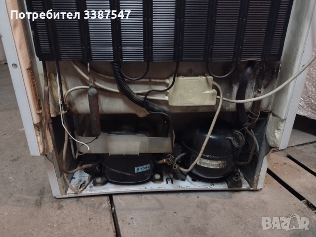 Хладилник с фризер , снимка 3 - Хладилници - 53518302