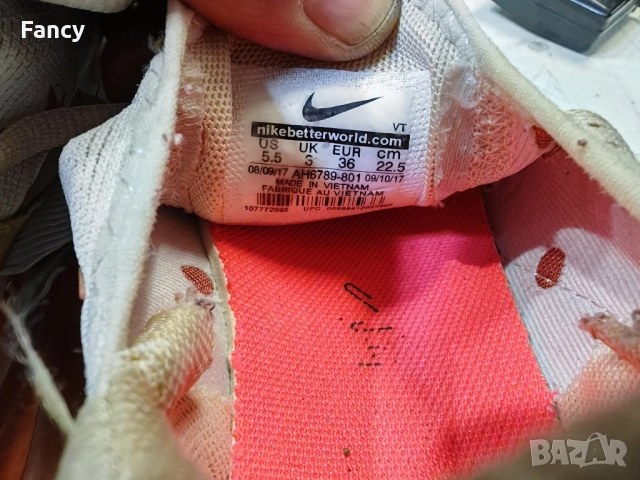 Дамски маратонки Nike Air Max 270/36 номер , снимка 6 - Маратонки - 51826466