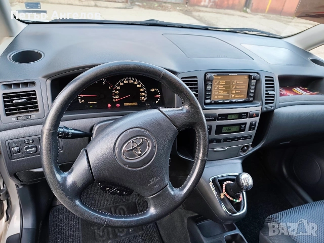 Toyota Corolla Verso 2.0 D-4D | НОВ съединител | Печка | Камера | ТОП, снимка 15 - Автомобили и джипове - 53282052