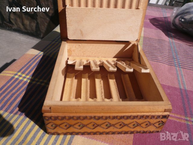 ДЪРВЕНА ТАБАКЕРА ОТ СОЦА, снимка 12 - Други ценни предмети - 40980827