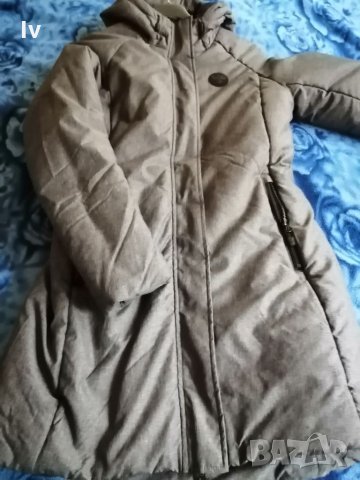 Дамско зимно яке hummel, снимка 8 - Якета - 34461608