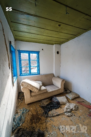 Продавам къща в с. Сушица с 1.2 gka двор и гараж, снимка 9 - Къщи - 53454907