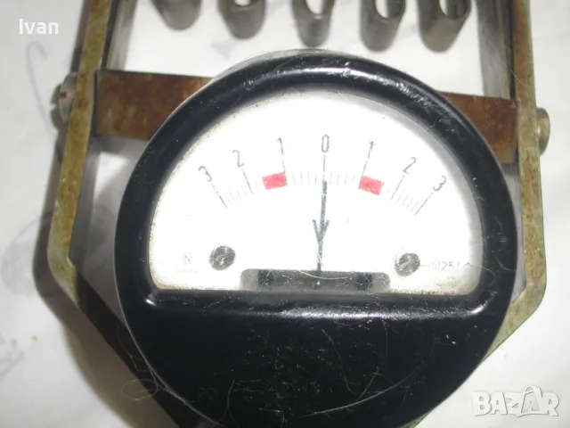 НЕМСКА РЪЧНА ТОВАРНА ВИЛКА 3V СТАРО КАЧЕСТВО ОТЛИЧНО РАБОТНО СЪСТОЯНИЕ ТЕСТЕР КИСЕЛИННИ АКУМУЛАТОРИ, снимка 8 - Други инструменти - 48140309