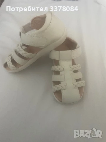 Детски бели сандали HM, снимка 2 - Детски сандали и чехли - 50593016