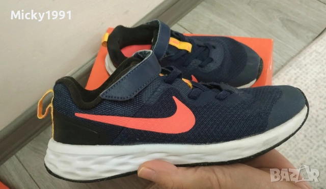 Nike детски маратонки за бягане 