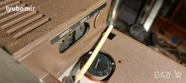 Philips 4404, снимка 4 - Радиокасетофони, транзистори - 40979668