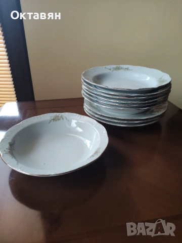 Порцеланов сервиз за хранене , снимка 8 - Сервизи - 53481216